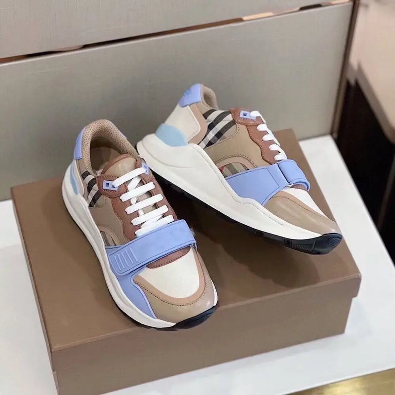 Burberry Luxury society