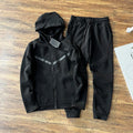 Nike tech