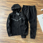 Nike tech