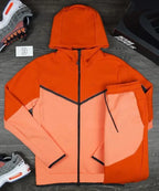Nike tech
