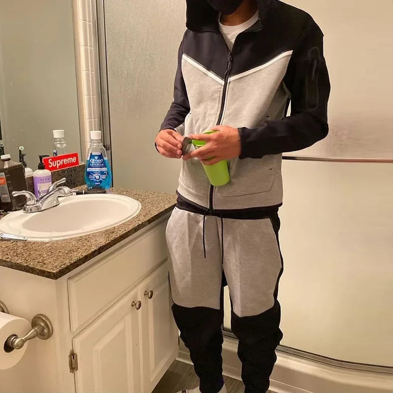 Nike tech
