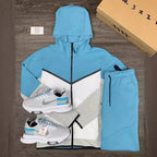 Nike tech